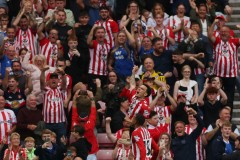 斯洛特惊人决定：伊萨克缺席利物浦对阵伯恩利的比赛！